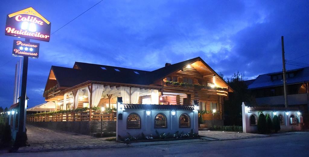 Domeniul Haiducilor Bucovina Suceava Ngoại thất bức ảnh